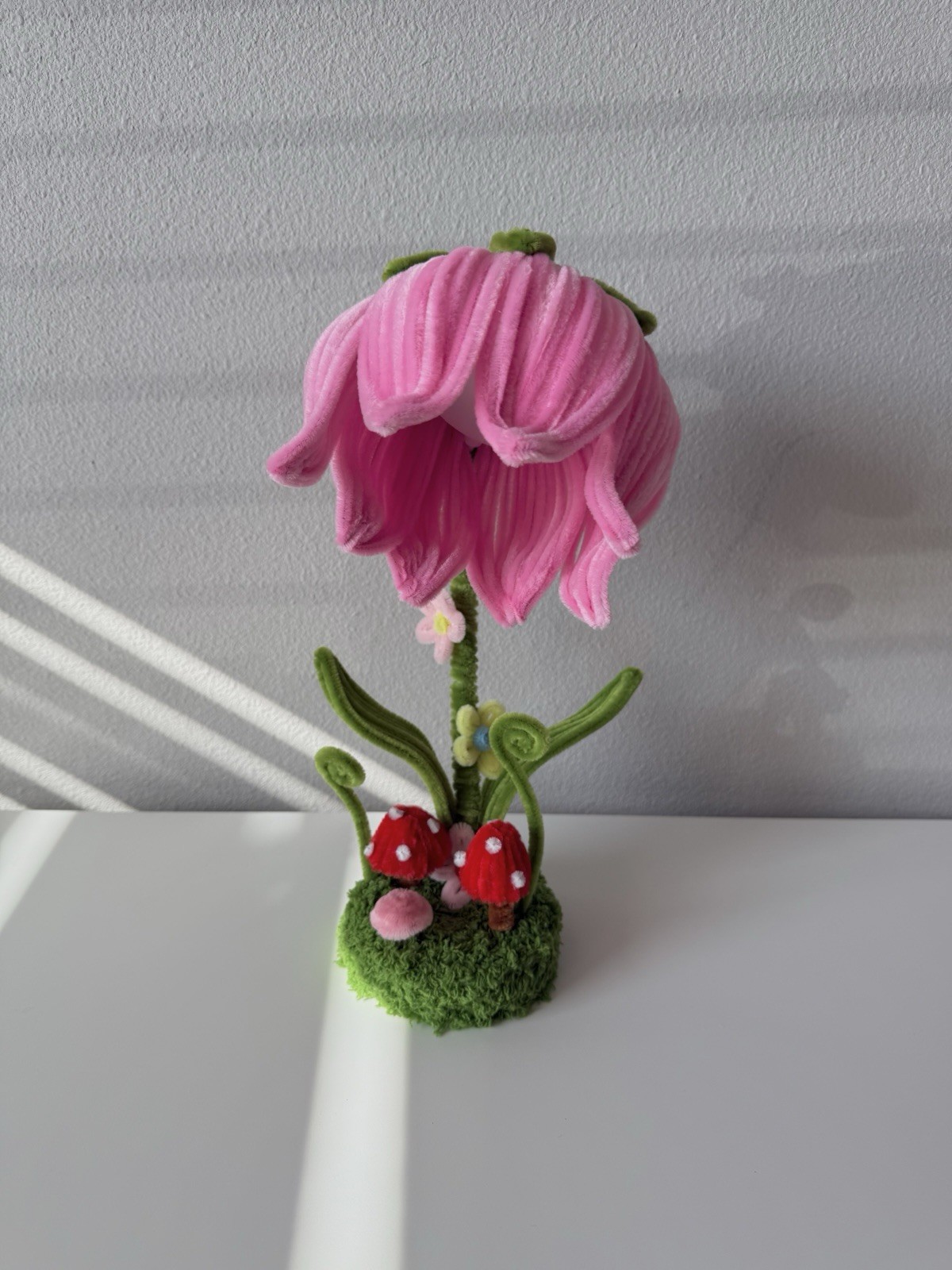 Handmade Pipecleaner Lilies of the Valley Lamp – Includes Lamp & Cord