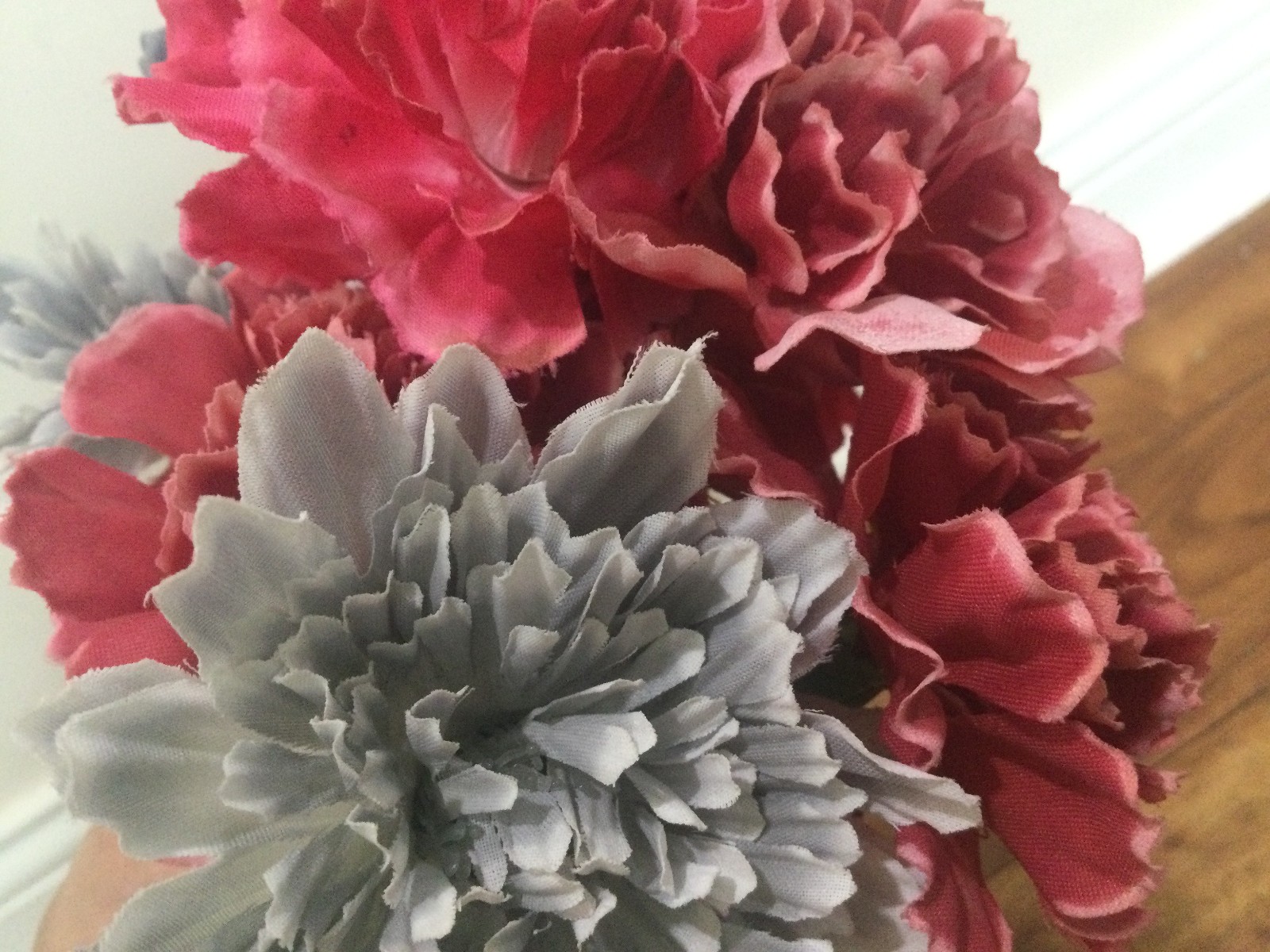 vtg CARNATION MUMS BOLD COLOR Artificial Flowers 10PCS Silk PLASTIC STEM 80’S