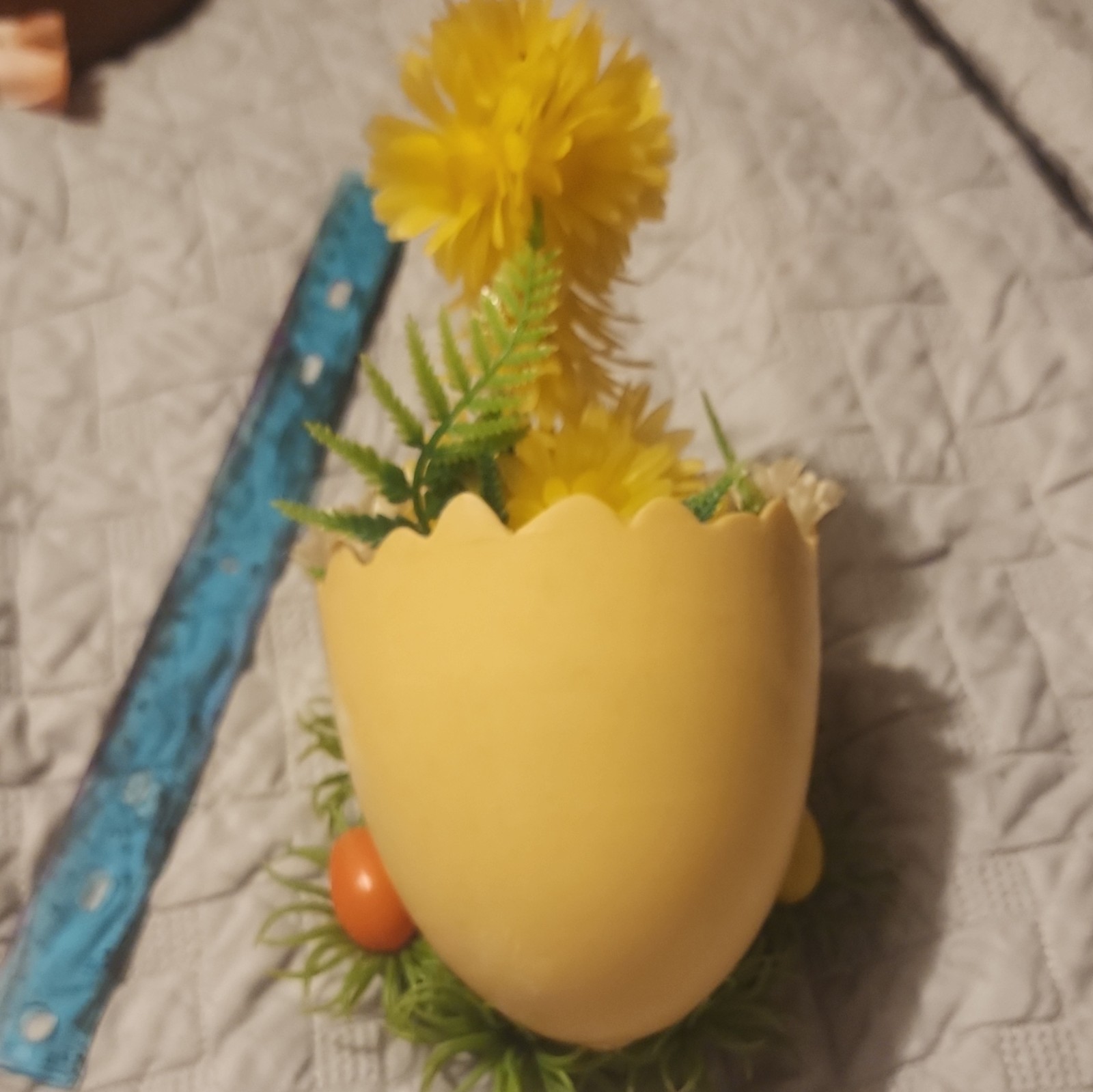 Artificial Yellow White Daisy Easter Floral Arrangement Centerpiece Egg Holder