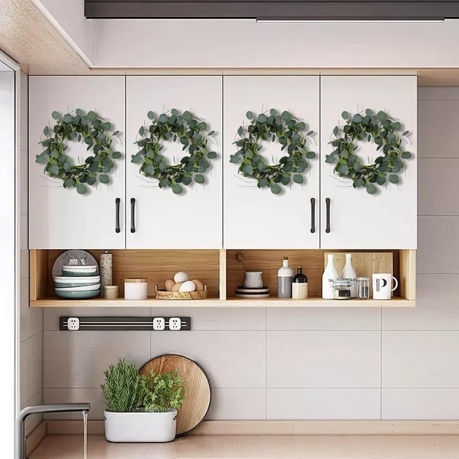 Elegant 15-Inch Eucalyptus Wreath – Perfect Gift for Home Décor Enthusiasts