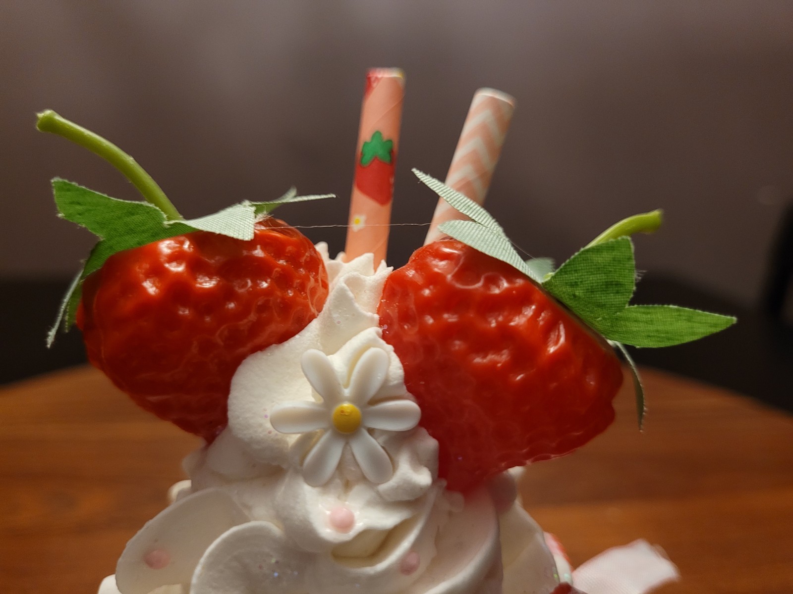 Tiered/Tray/Shelf/Sitter/Decor/Strawberry/Green/Berry Sweet/Ceramic Cup/ Faux