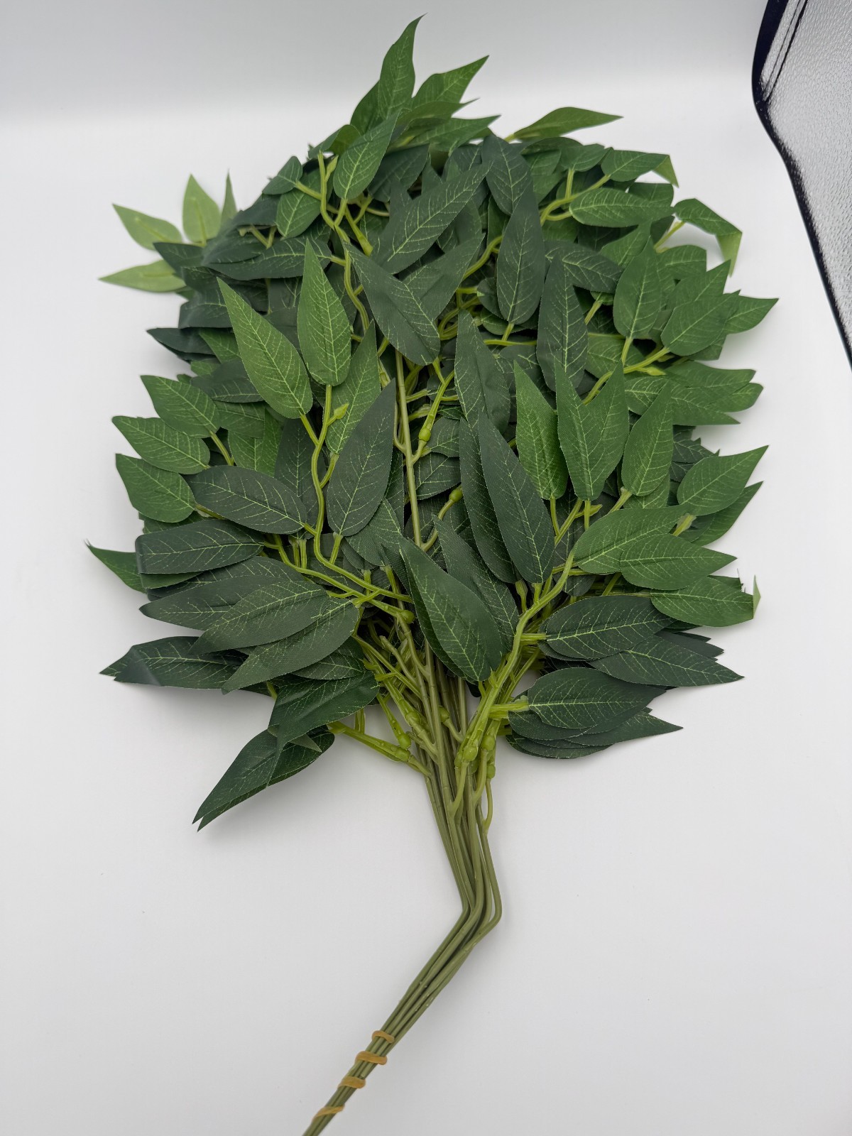 20pcs Artificial Greenery Stems Faux Leaf Bunches 2 Sets of 10 Home Decor DIY