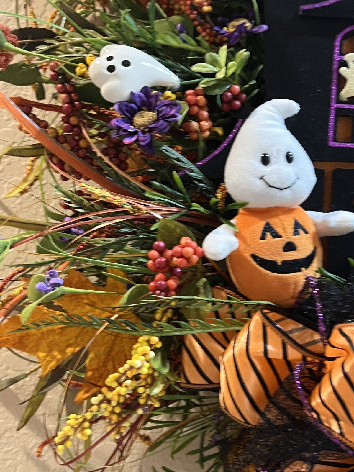 Haunted House Halloween Wreath EUC