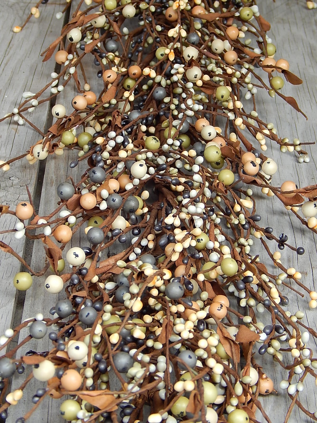 Primitive Berry Garland – Mixed Berries in ORANGE GREY LT OLIVE CREAM MIX 53″ –