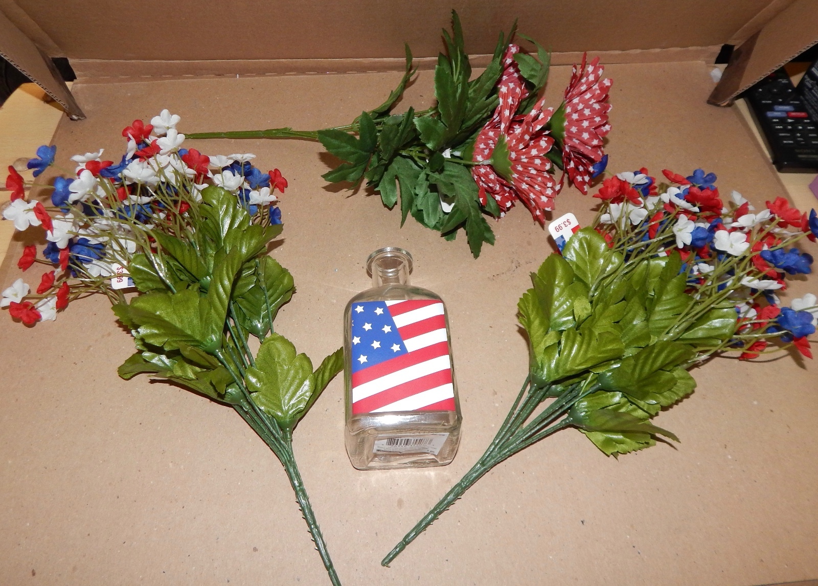 Ashland Summer Heritage USA Flowers 14″ Tall & Vase 5″ x 2″ American Decor 132B