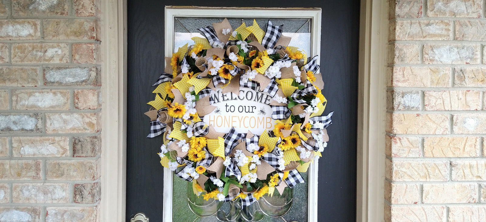 Welcome Honeycomb Bee Summer Sunflower Country Farmhouse Door Deco Mesh Wreath