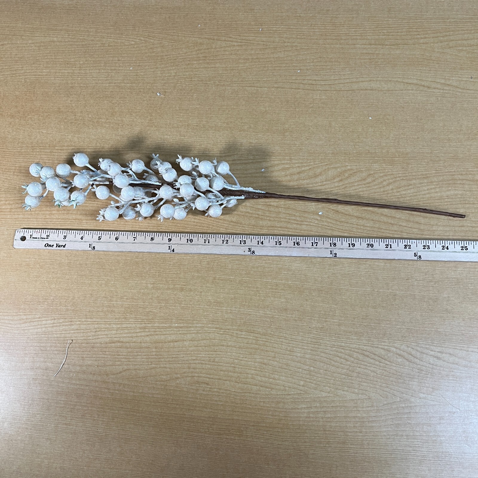 12pcs Christmas White Berry Stems 25 Inch Artificial White Berries (steams only)