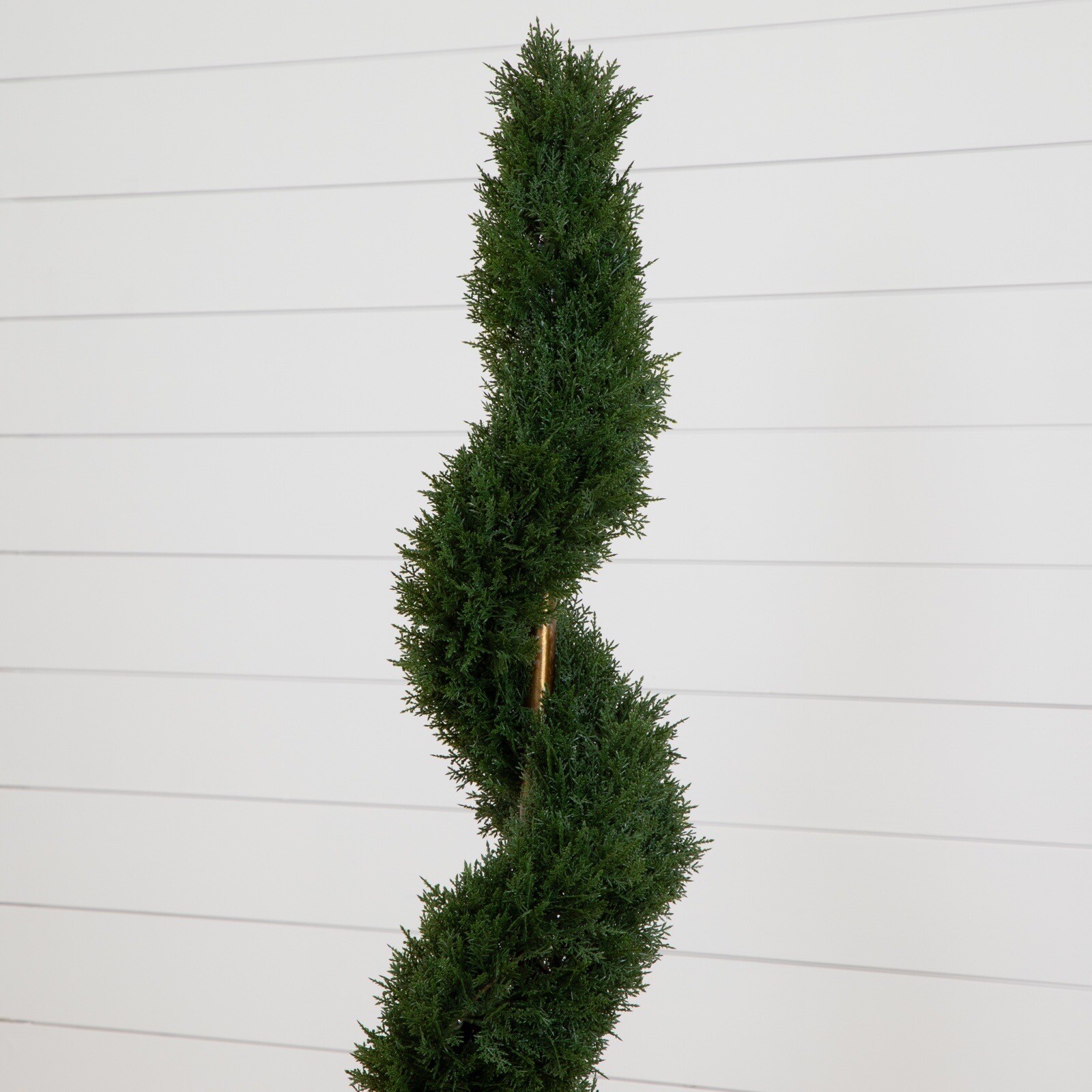5′ Artificial Cedar Pine Spiral Topiary Tree UV (Indoor/Outdoor). Retail $243
