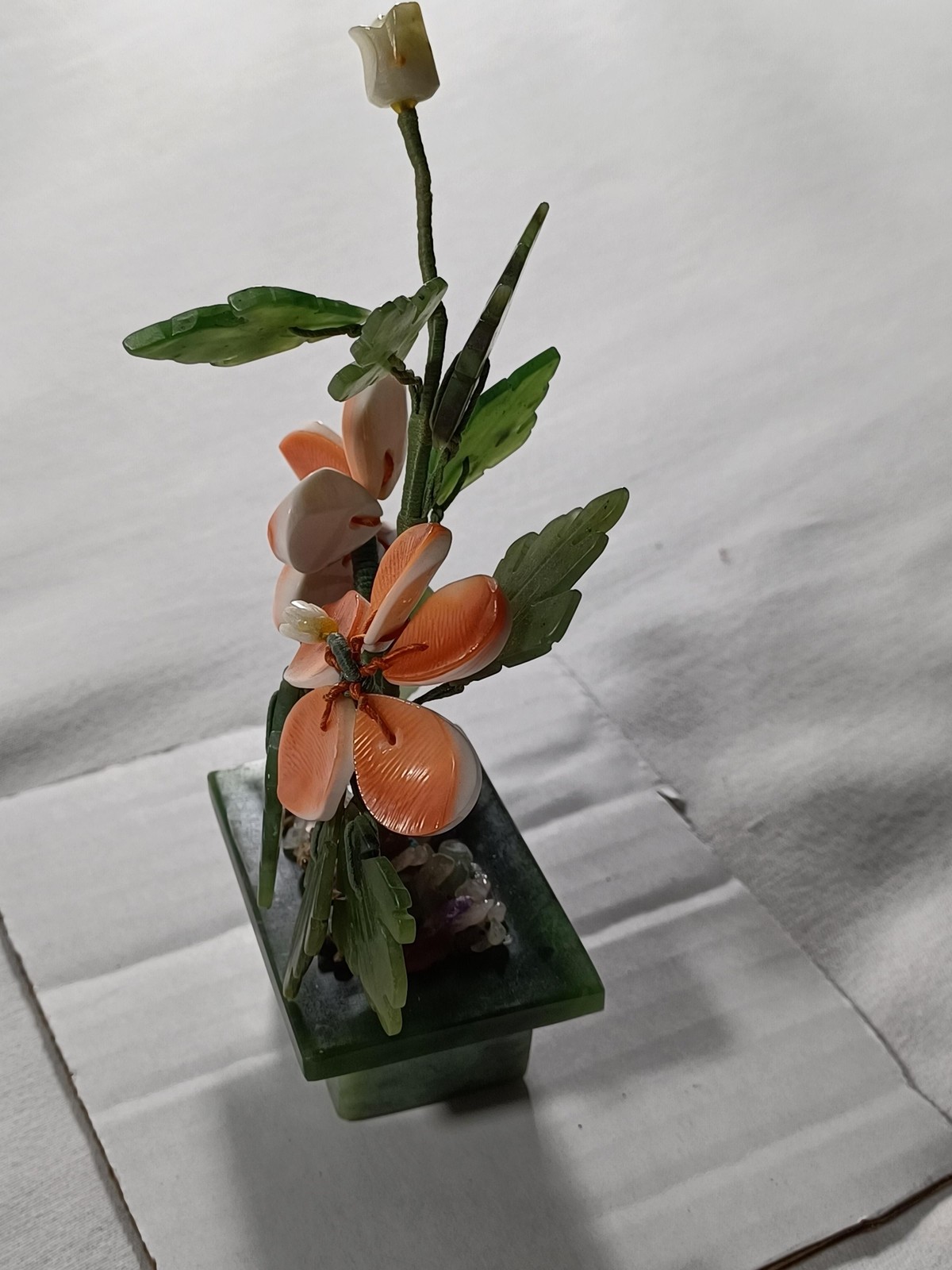 Carved Hardstone Jade Flower Bonsai Figurine Green Stone Planter Decor