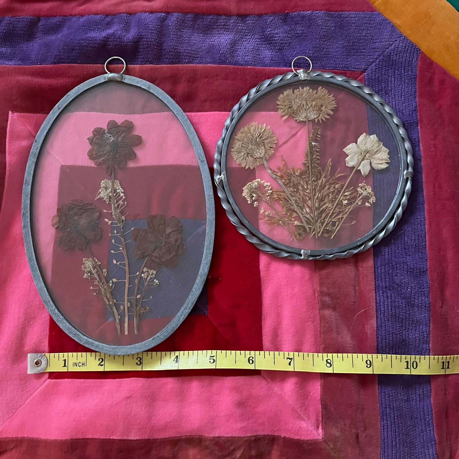 Lot of 2 Framed Pressed Flowers Dried Glass Metal Suncatcher 8″ Oval 5″ Circle