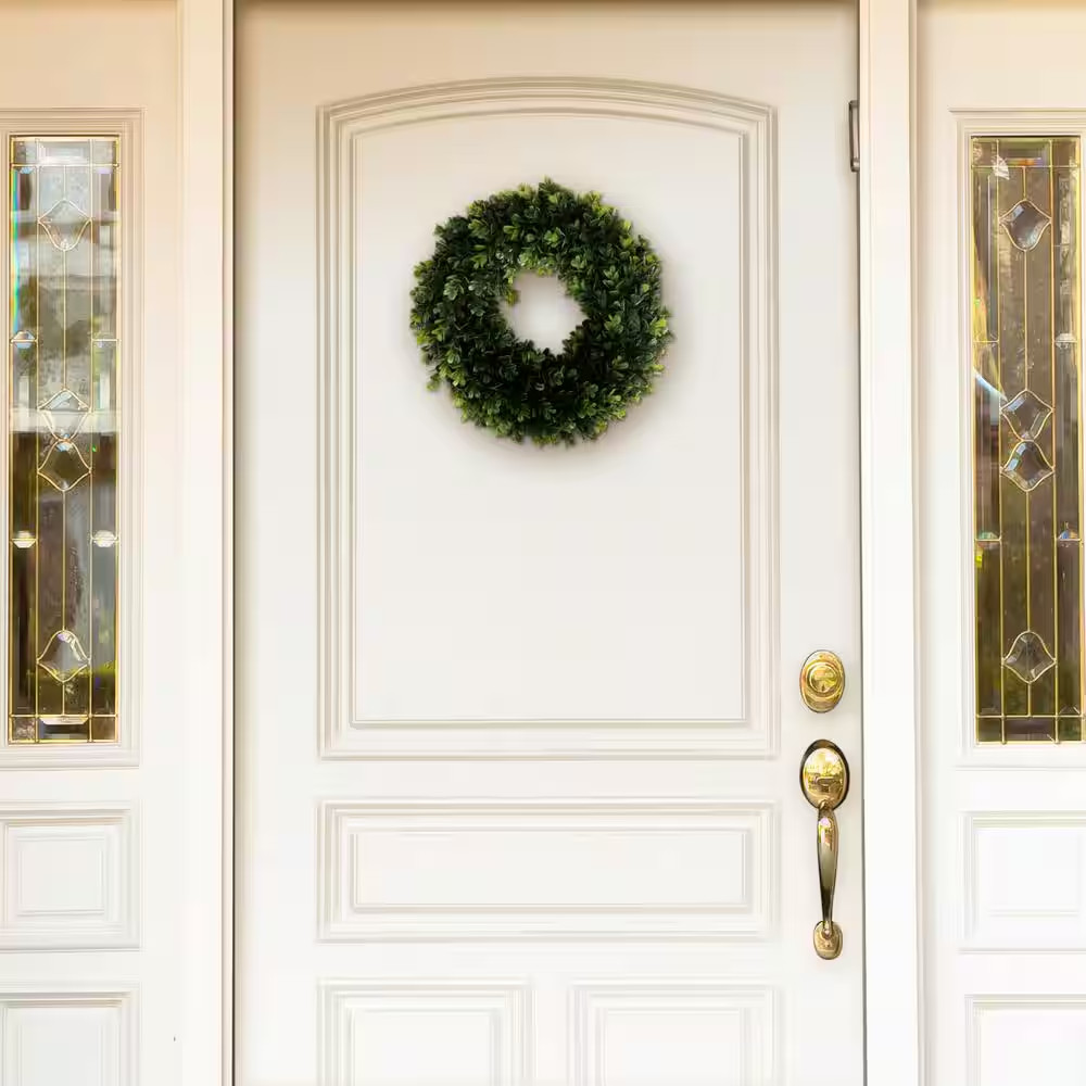 12 In. round Artificial Boxwood Wreath