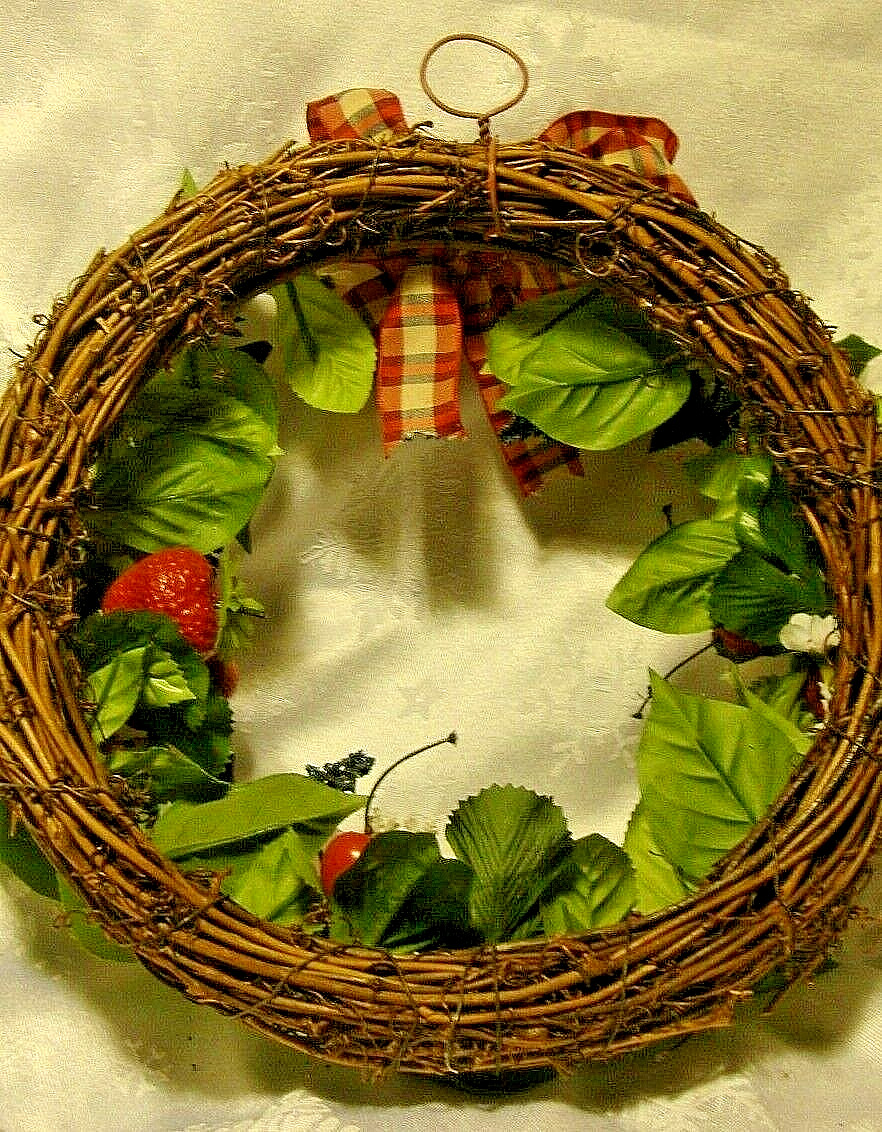 Spring EASTER 10″ Wreath~ Vintage FARMHOUSE Style Floral w/Plastic Fruits 12