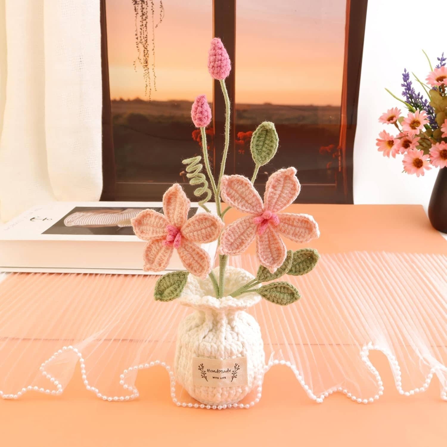 Hand-Woven Lotus Flowers Gifts for Family and Friends Home Office Ornaments