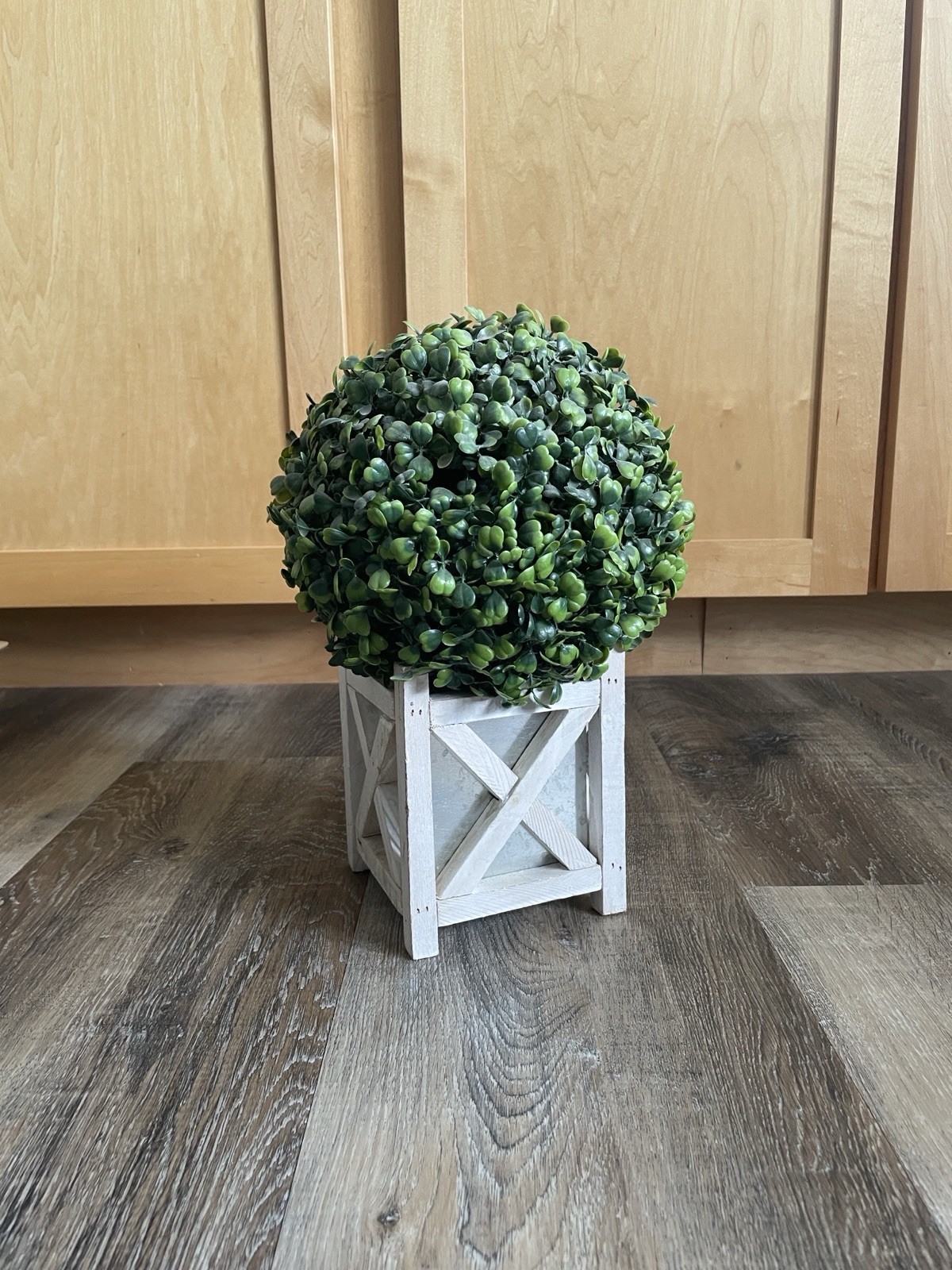 Faux Boxwood 8-9” Topiary in White Rustic Crate – Green