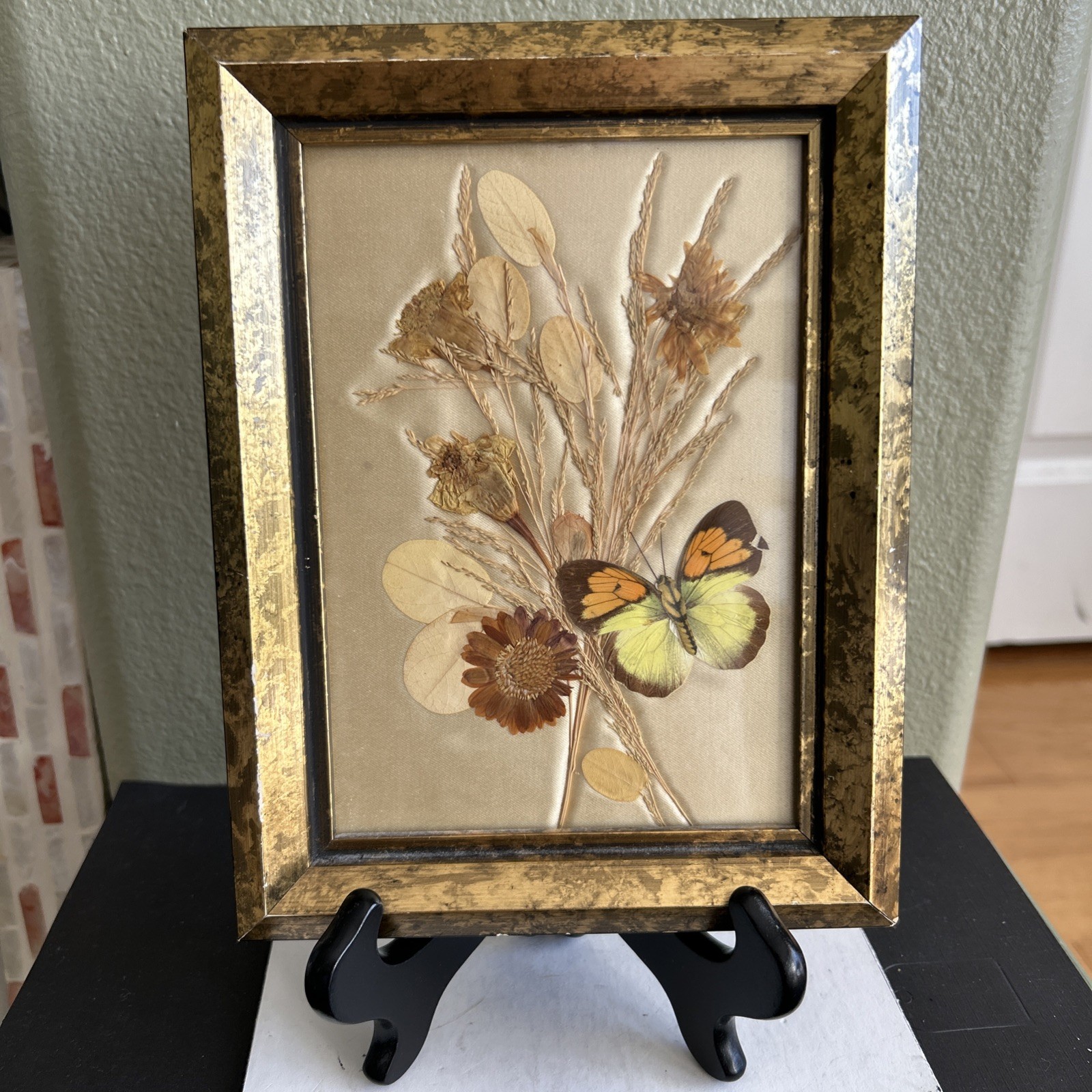 Vintage Framed Dried Pressed Flower Art Gold Frame Mini Floral Mildred Roberts