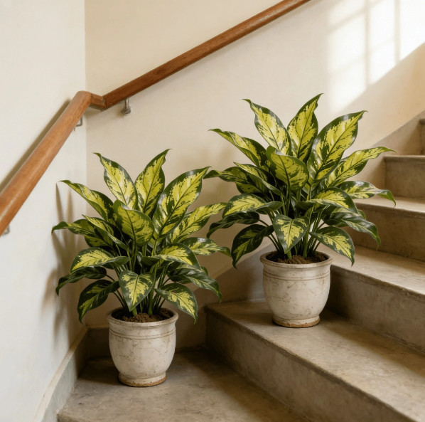 2pcs Artificial Tropical Plant Tree UV Resistant Indoor Outdoor Faux Green Decor