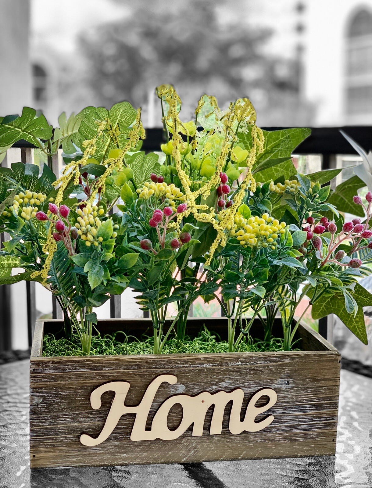 Wood Floral Arrangement Artificial Flowers for Garden & Home Decoration CP00069