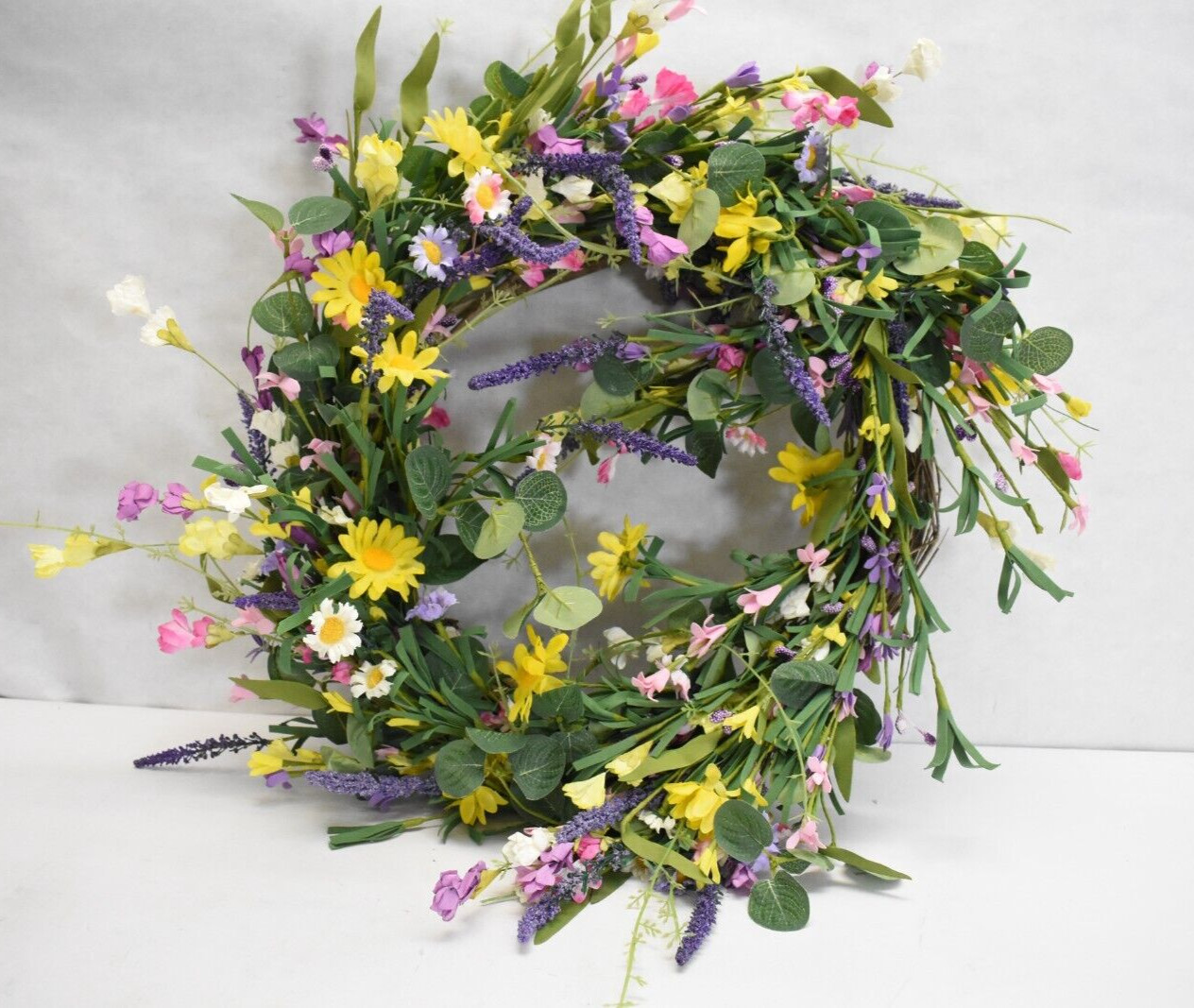 Artificial Daisy Flower Wreath 23.6″ Artificial Lavender Spring Home Decor