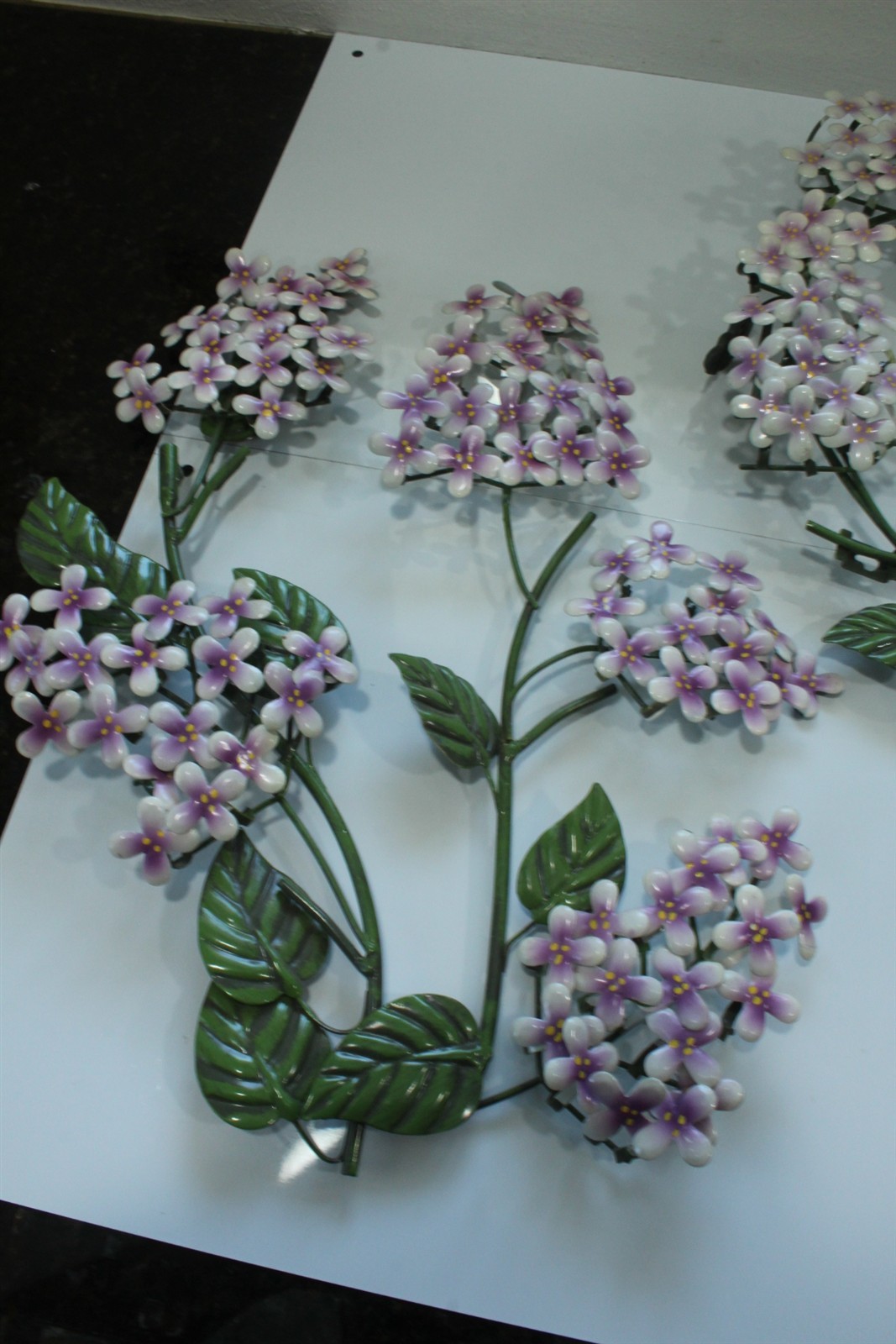 Vintage Floral Wall Decorations Metal Green Leaves With Purple Flowers 2 Pieces
