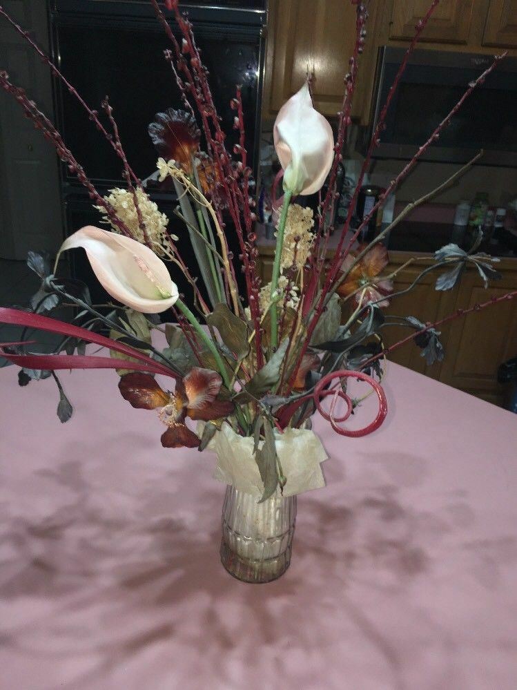 Artificial 28 Inch High Artificial Flower Boquet