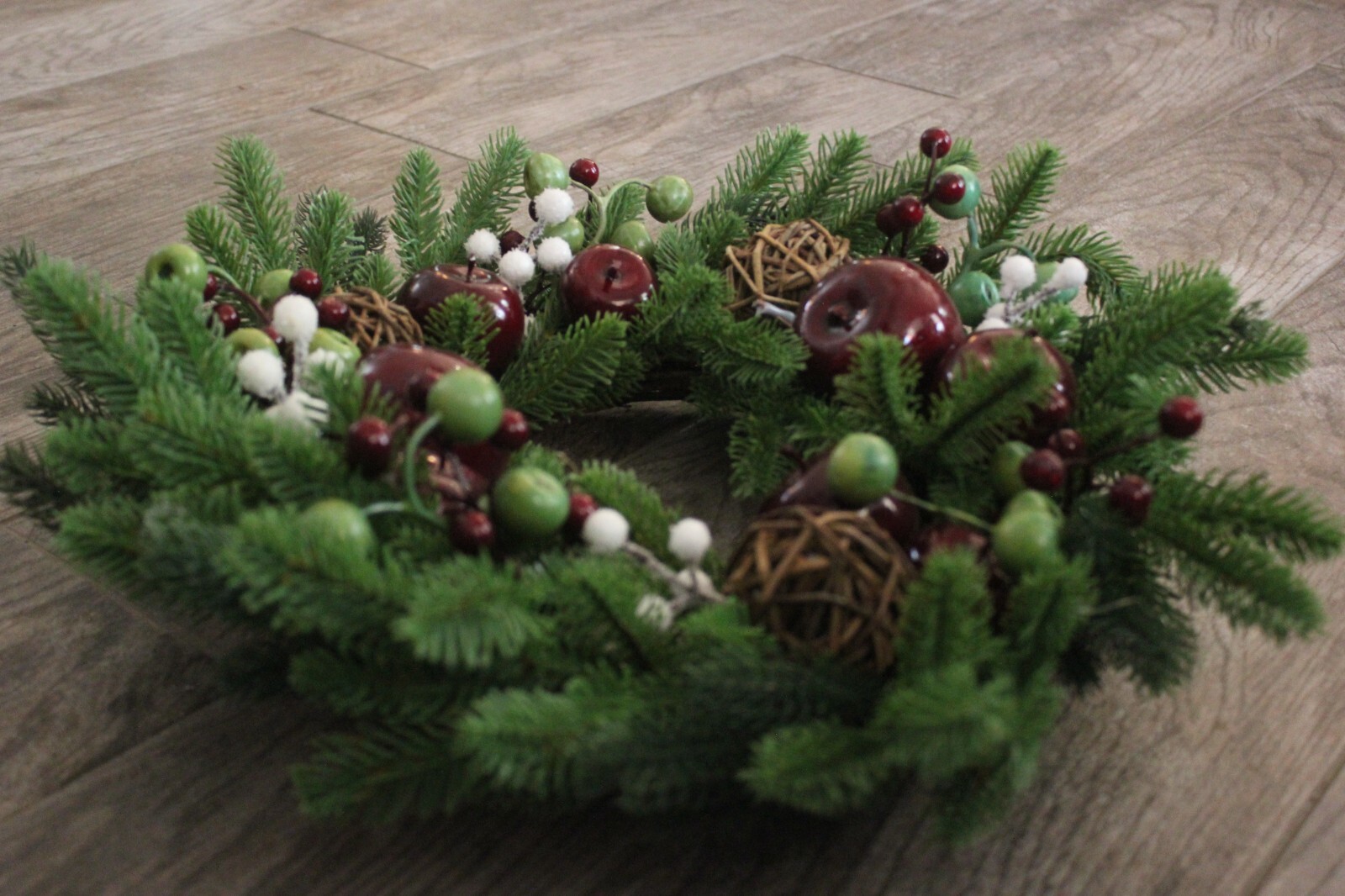 18″ Evergreen Pine Apple Rattan Ball Crabapple Berry Snowball Grapevine Wreath