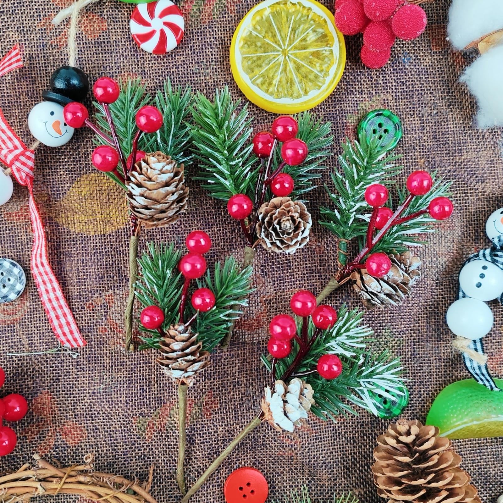 20PCS 4.5inch Red Berry Stems Pine Branches Evergreen Berries Décor Artificia…