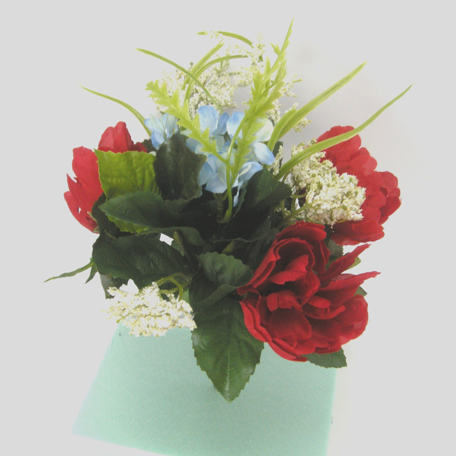 Silk Flower Lot of 17 Bushes 12″ Patriotic Red White Blue Florist Quality