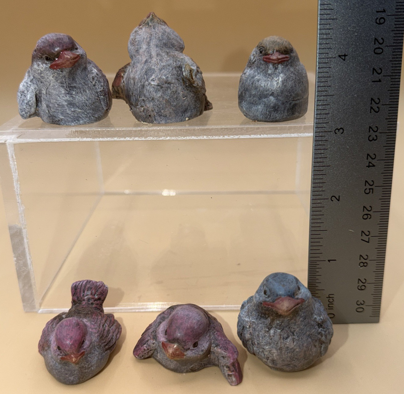 SET of 6 small Birds in Bird Nest (Man Made) – Resin or Ceramic?? – Unbranded