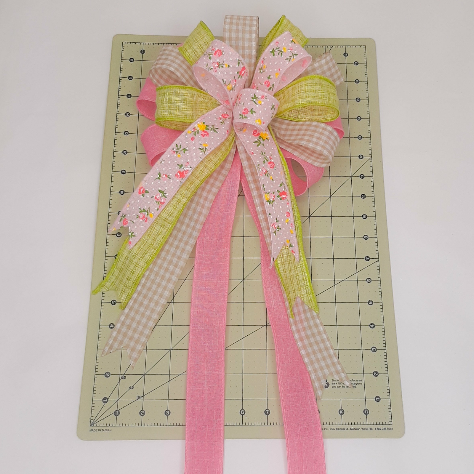 Spring Bow, Pink Floral Print, Beige Gingham, Green, Pink Linen