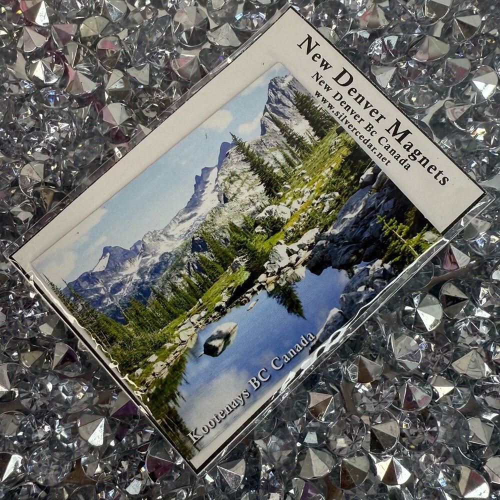 New Denver Magnet Scenic Canada Magnet – Blue & Green BC kootenays Canada