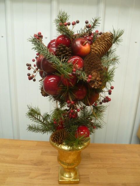 Rare Mark Roberts 20″ Apple Topiary with Pine, Pinecones, Berries, & Gold Pot