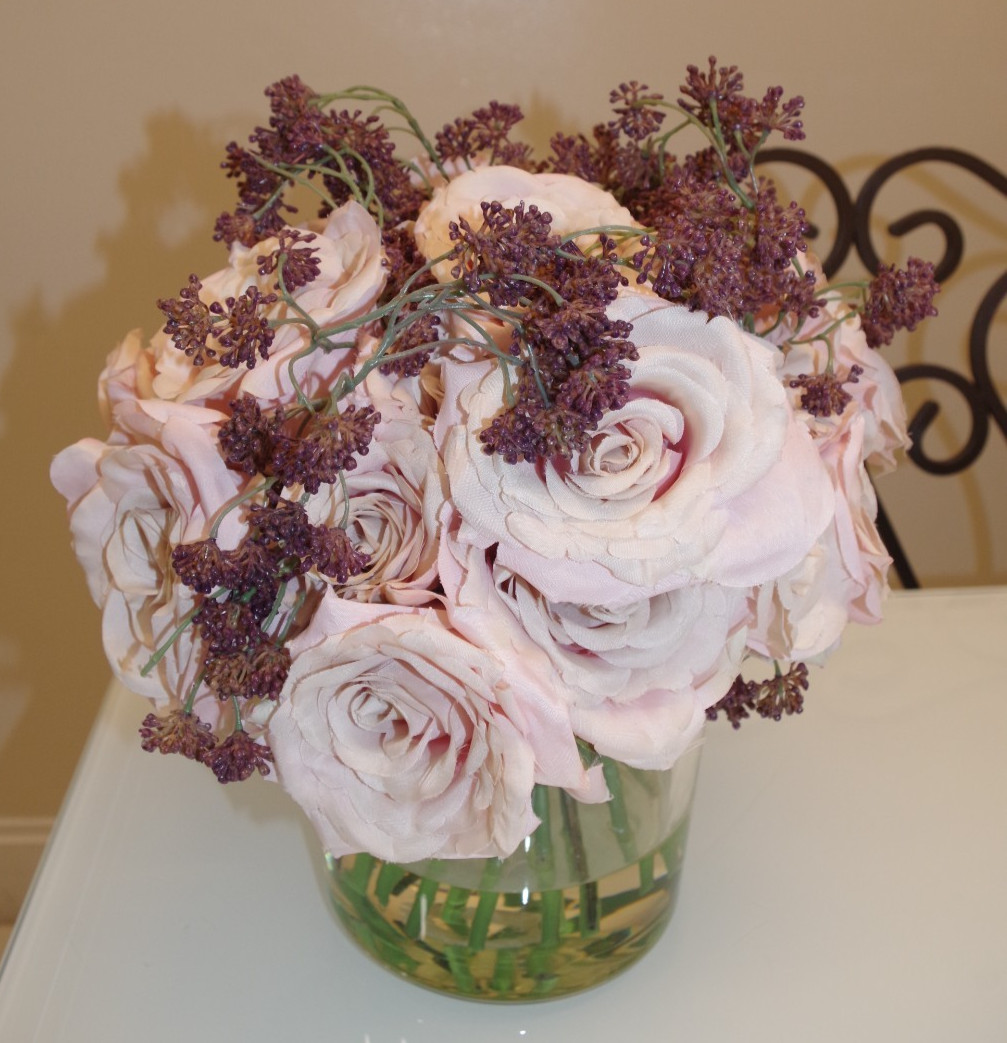 H Pink Roses & Burgundy Faux Floral Arrangement Clear Glass Vase Flower Bouquet