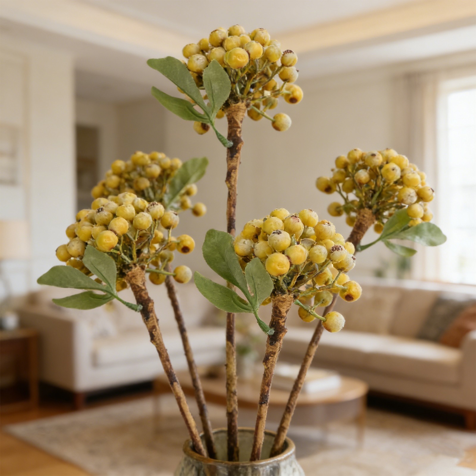 Berry Flower Arrangements for Weddings and Charming Home Decor Solutions