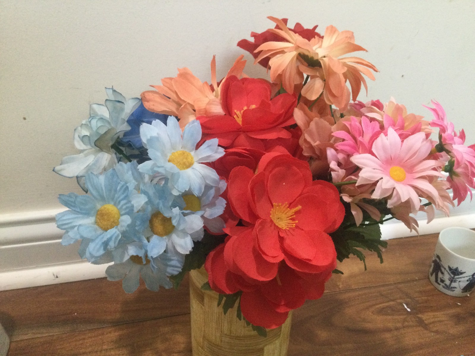 6 bouquet artificial floral arrangement silk Mixed colors Daisy moresee photos