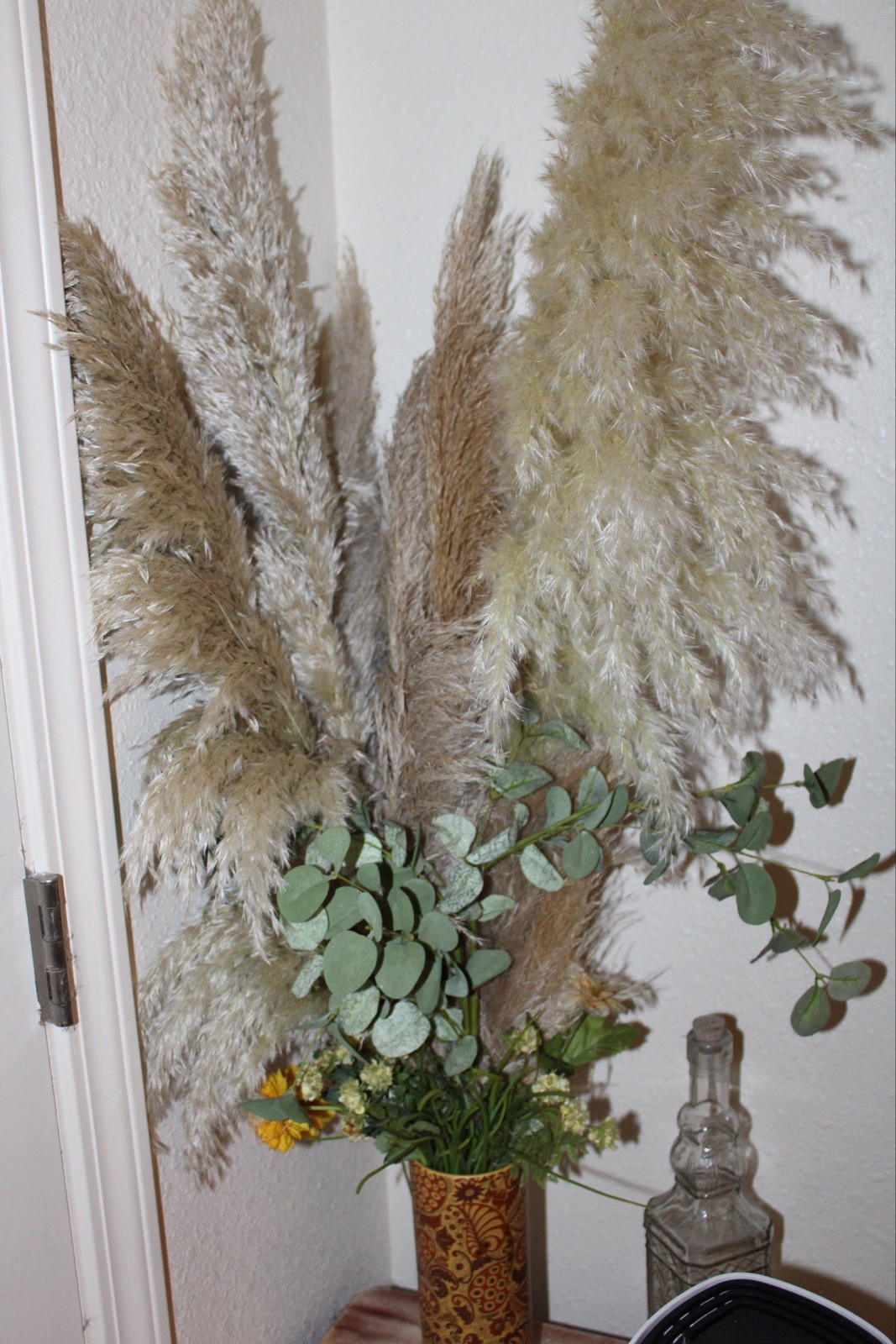 Pampas Grass Dried Stems 10-Pack, 40″ Natural Decor for Floor Vase