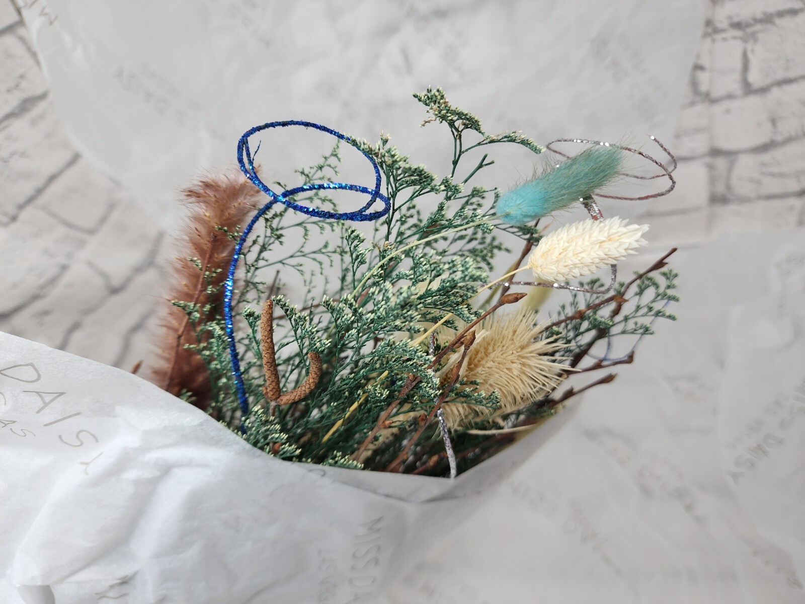 Miss Daisy Large Dried Floral Bouquet, Arrangement 100% All Natural Real Flowers