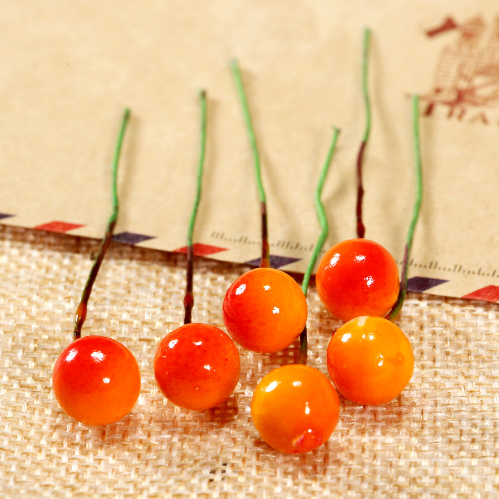 50/100pcs Red Berries Artificial Fruits Christmas Craft Holly Berry Pick Decor