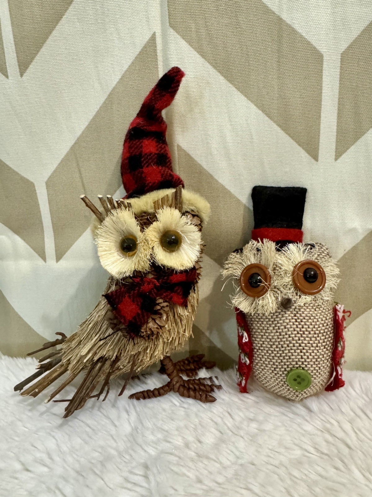 Set of 2 Holiday Woodland Owl Natural Organic Raw Materials Country Lodge Decor