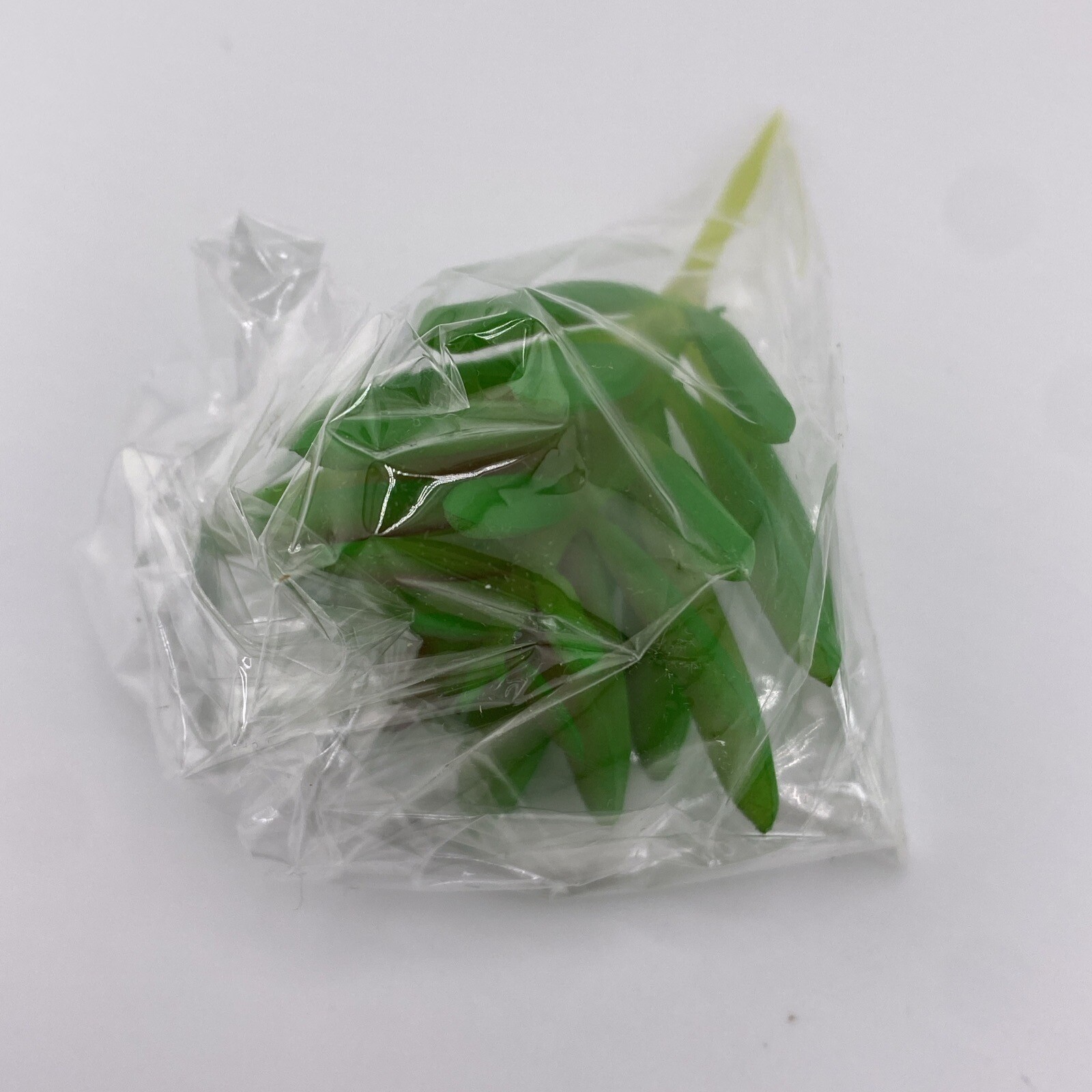 Lot Of 16 Plastic Succulents! Home Decor, Never Used! Make Great Accents! Green!