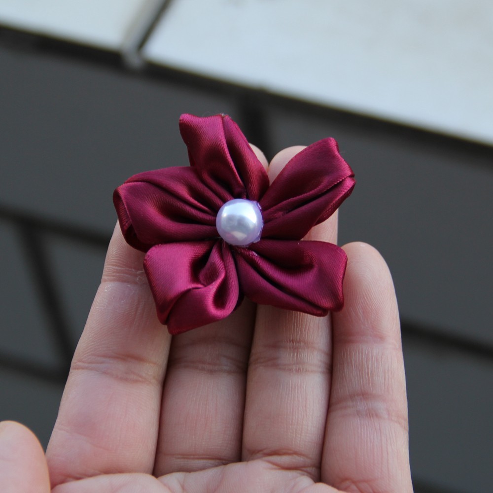 5cm Sweet Rosette Satin Ribbon Flowers With Pearl Used for Diy Headband