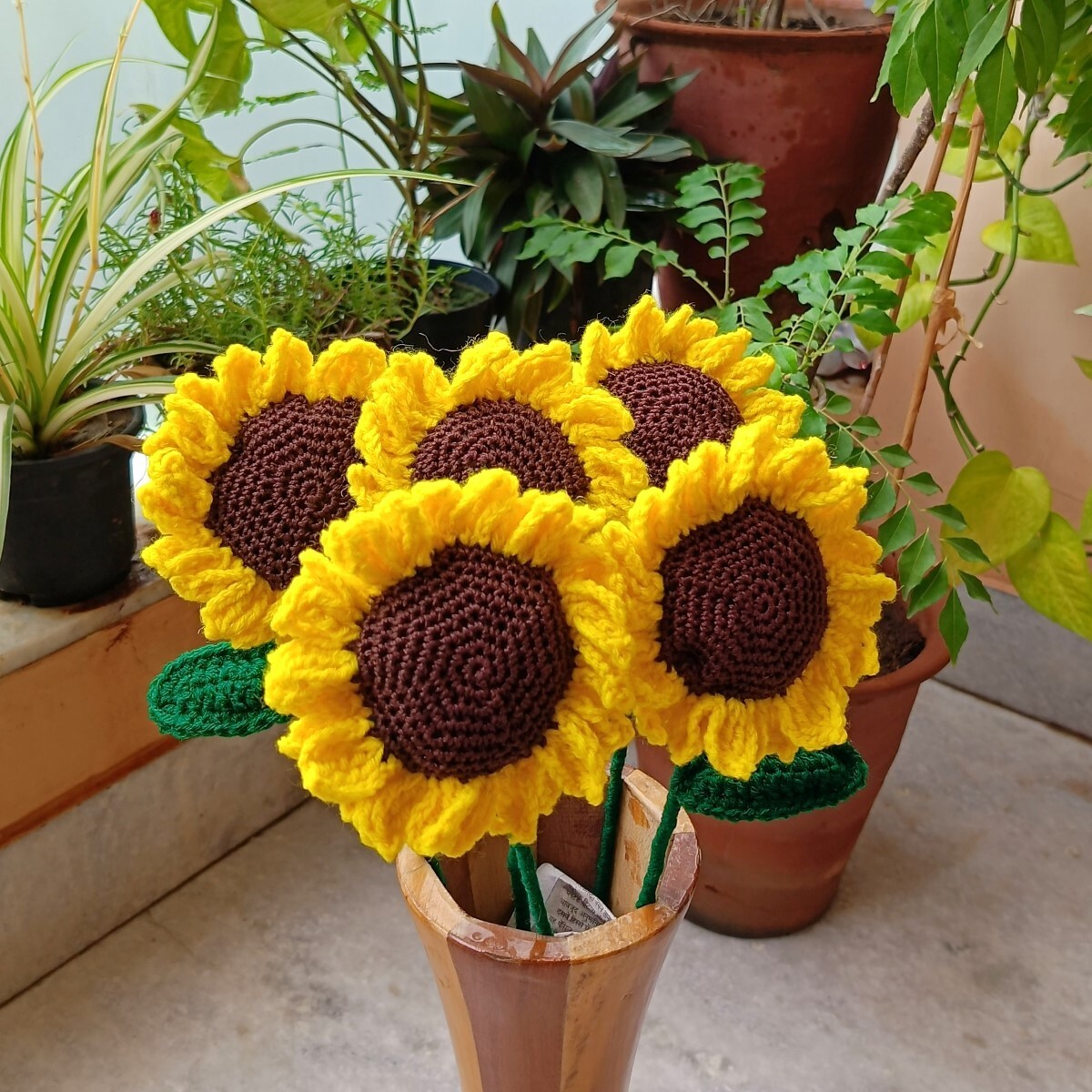 Handmade Forever Crochet Sunflower, handknitted Artificial Flower Bouquet (5pc)