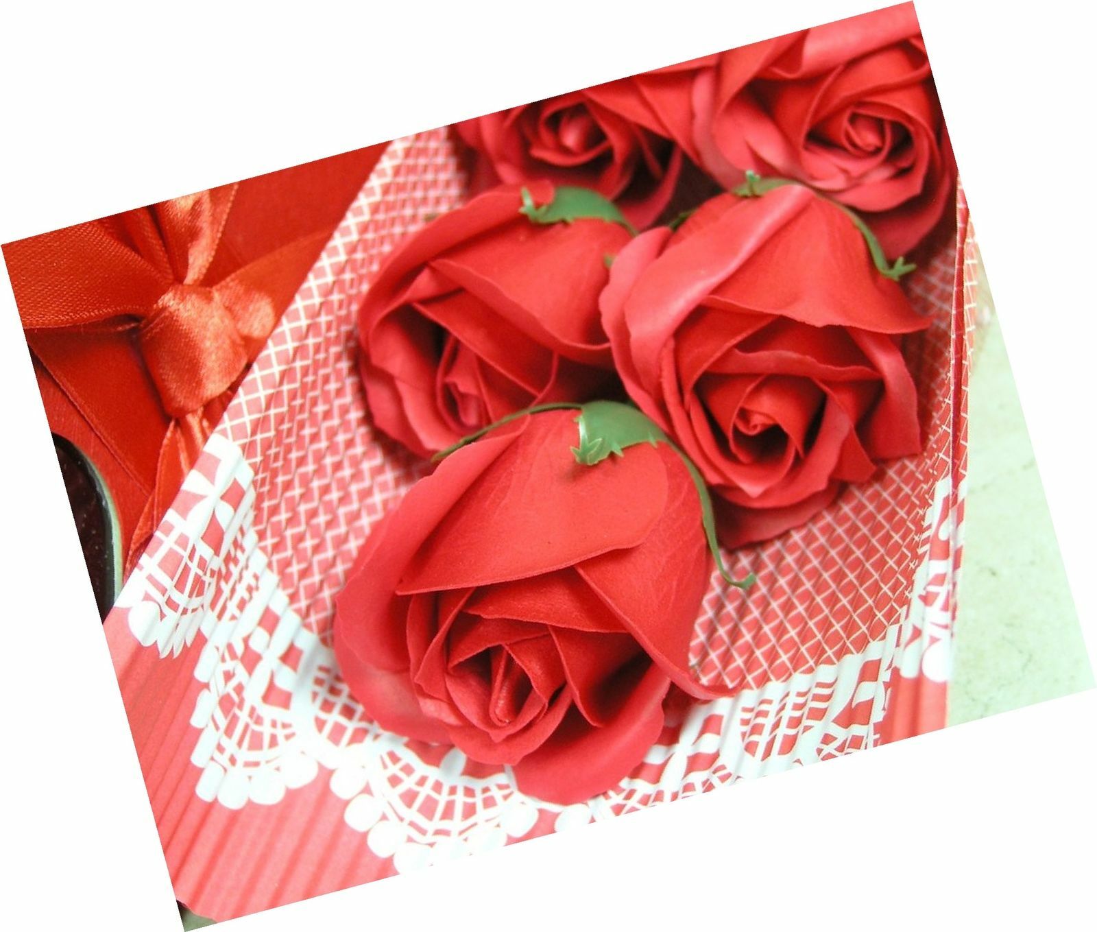 VALENTINE’S DAY GIFT. Set of 5 Red Rose Bouquet in a Box !!US SELLER !!