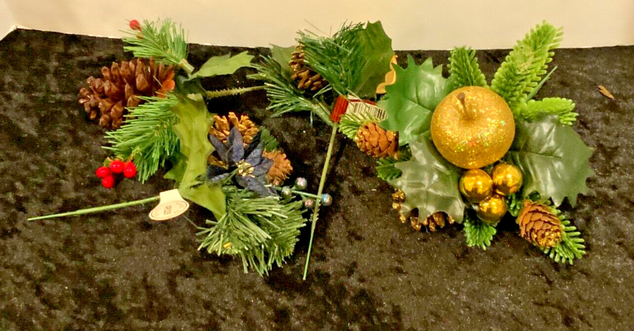 Lot of 4 VINTAGE Floral Bouquet Basket Pick Decorations