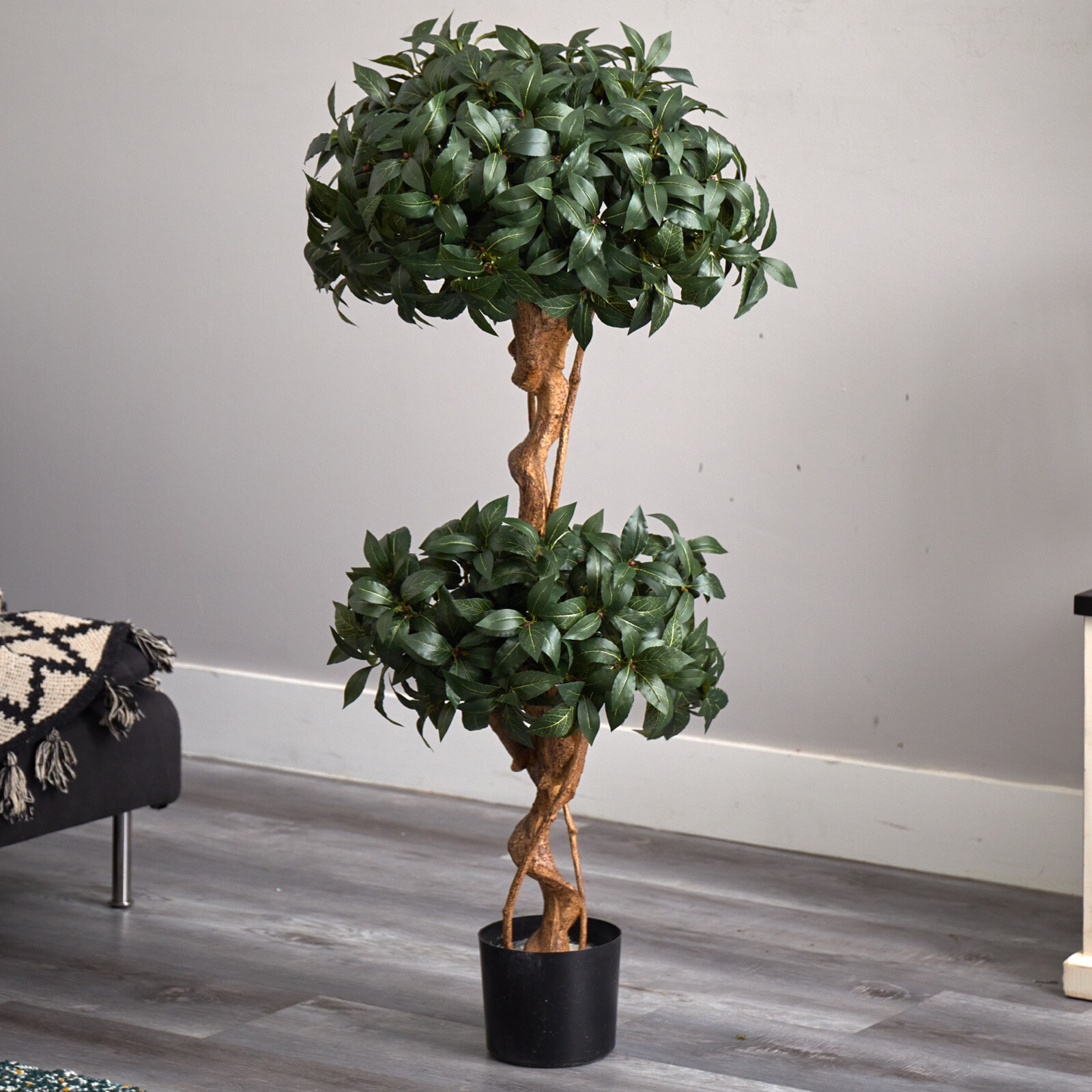 4′ Sweet Bay Double Ball Topiary Tree w/1036 Lvs Home Office Decor. Retail $176