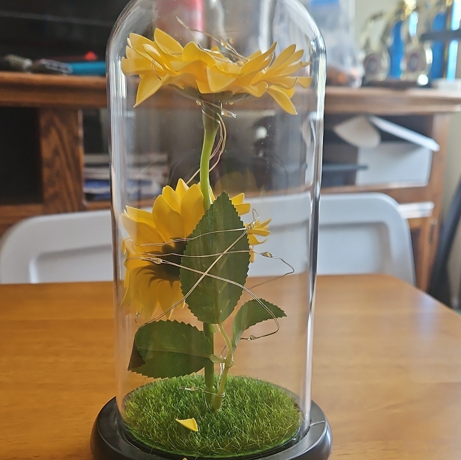 Artificial Sunflower Flower Arrangement Glass Dome Display w/ String Lights