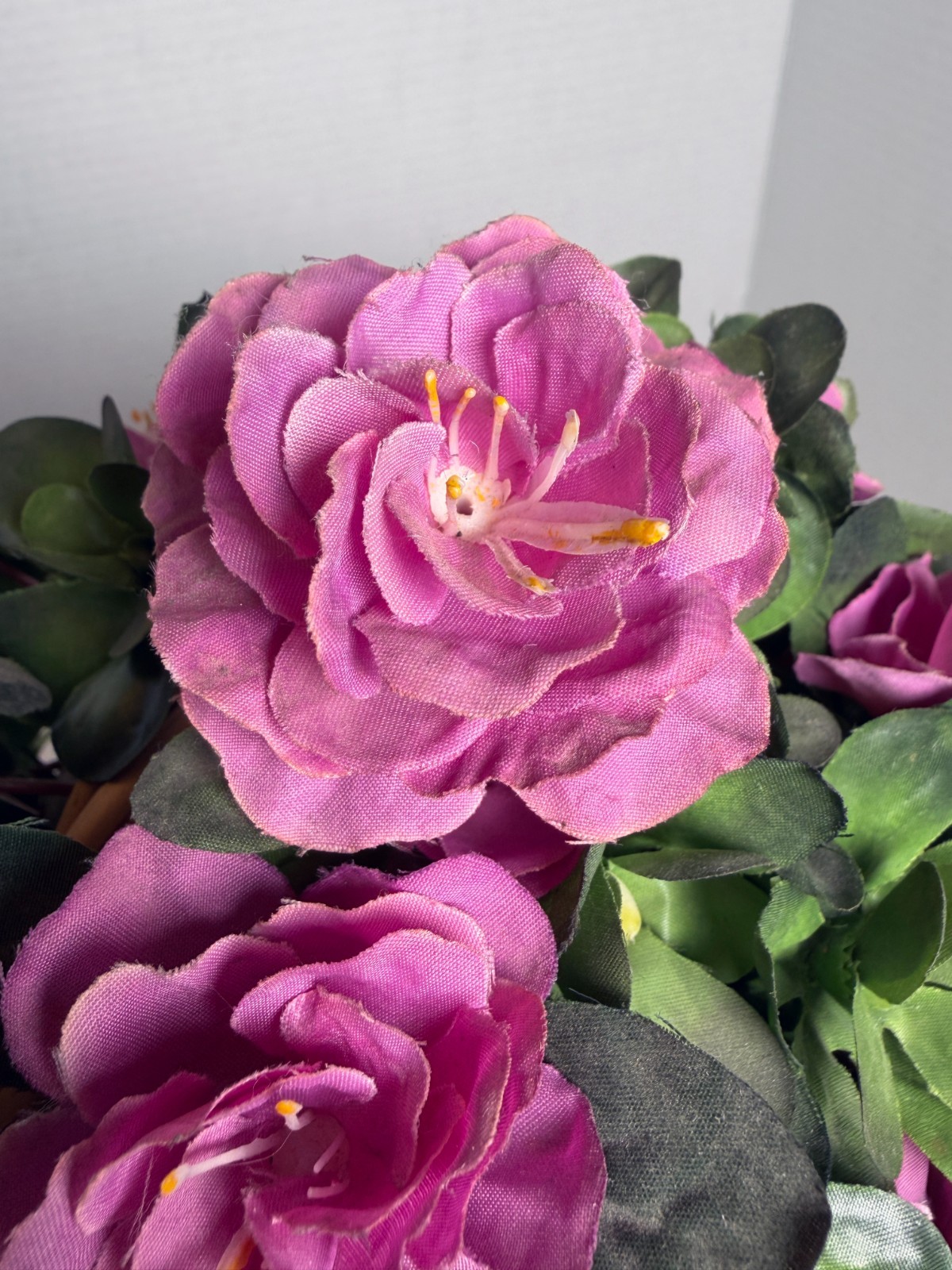 Camellia Artificial Flower Arrangement In Wicker Basket VTG 80s Centerpiece 13”h