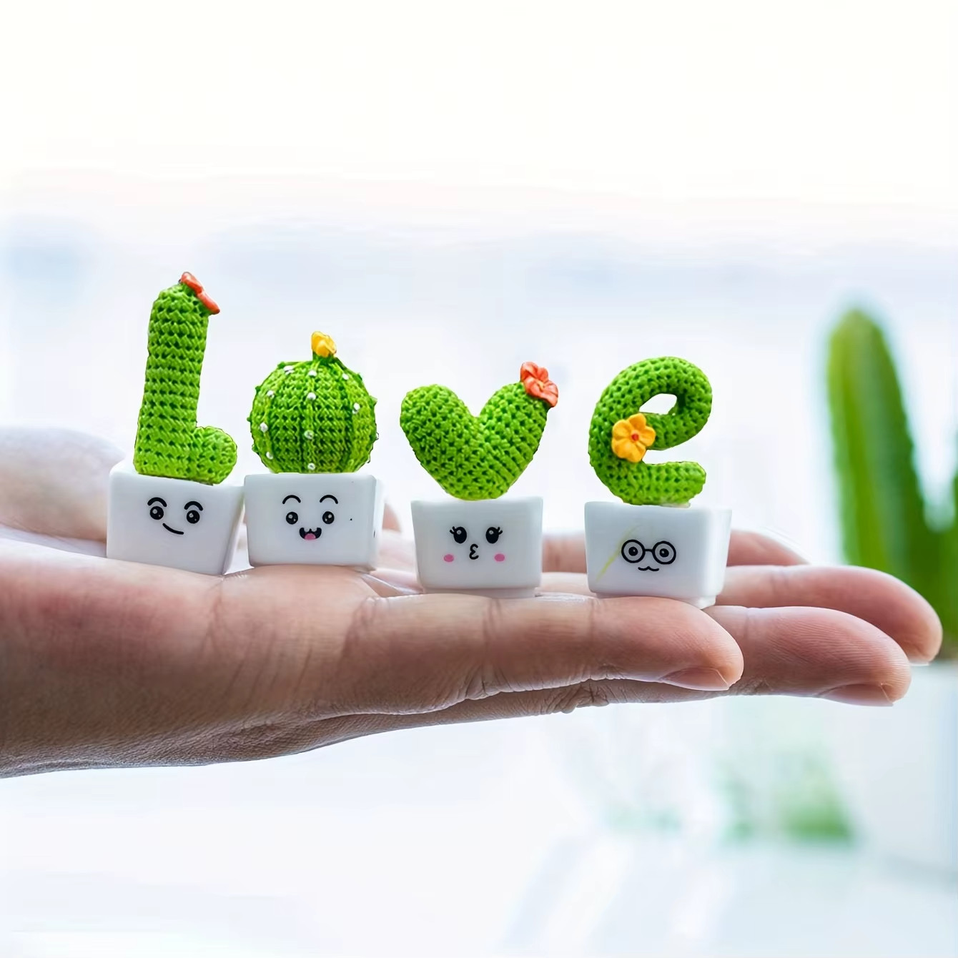 4PCS Artificial Resin Succulent Cactus Mini Plants Home Office Car Decor Set
