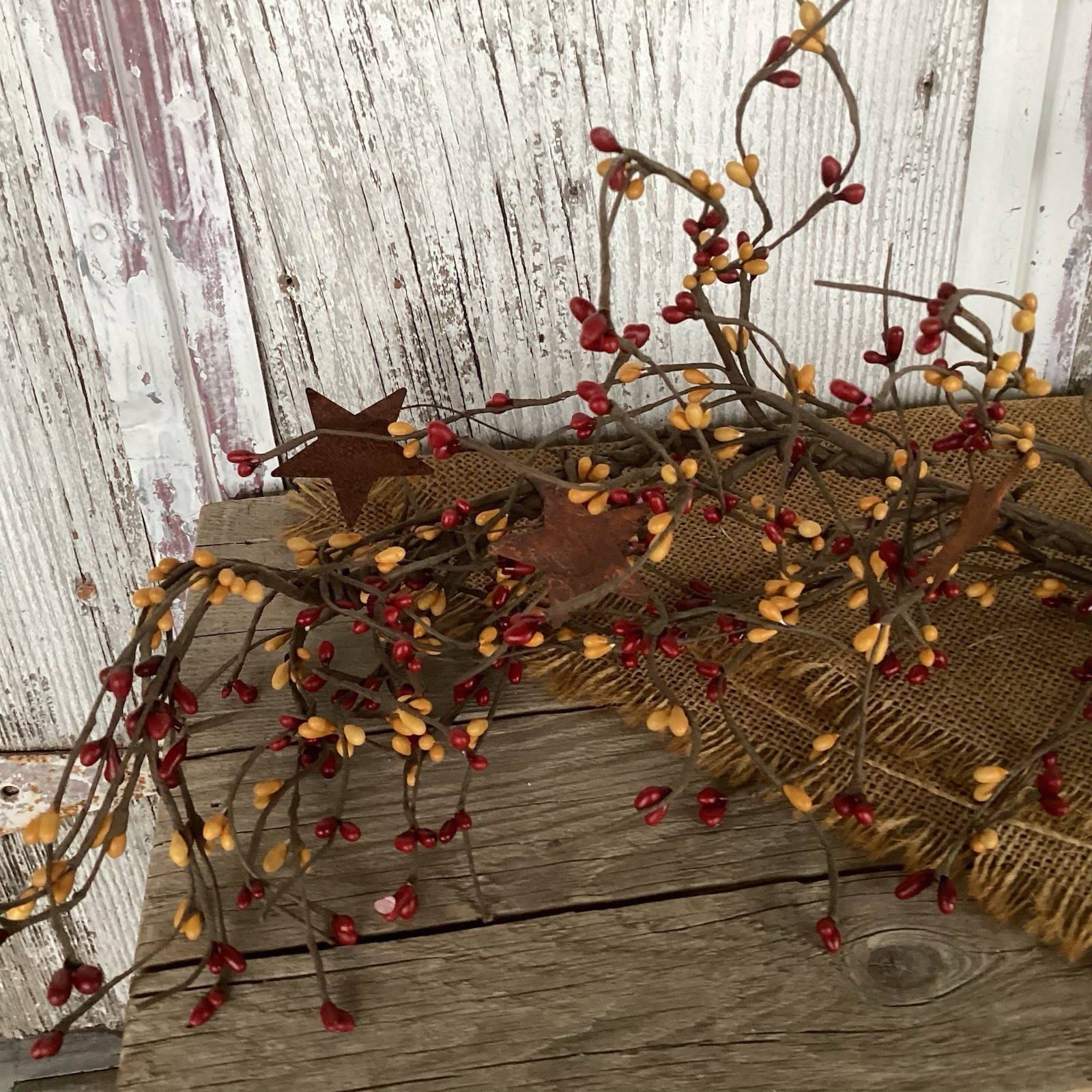 NEW Pip Berry Garland Rusty 2″ Stars BURGUNDY OLD GOLD BERRIES 40″ Crafts Rustic