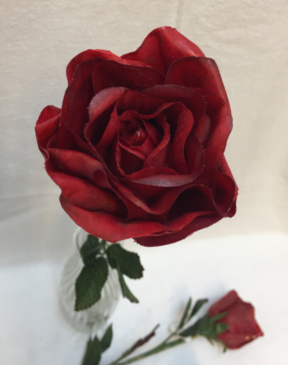 Red Roses Stems Long Stem 29″ Faux Artificial Indoor Decoration Lot of 5