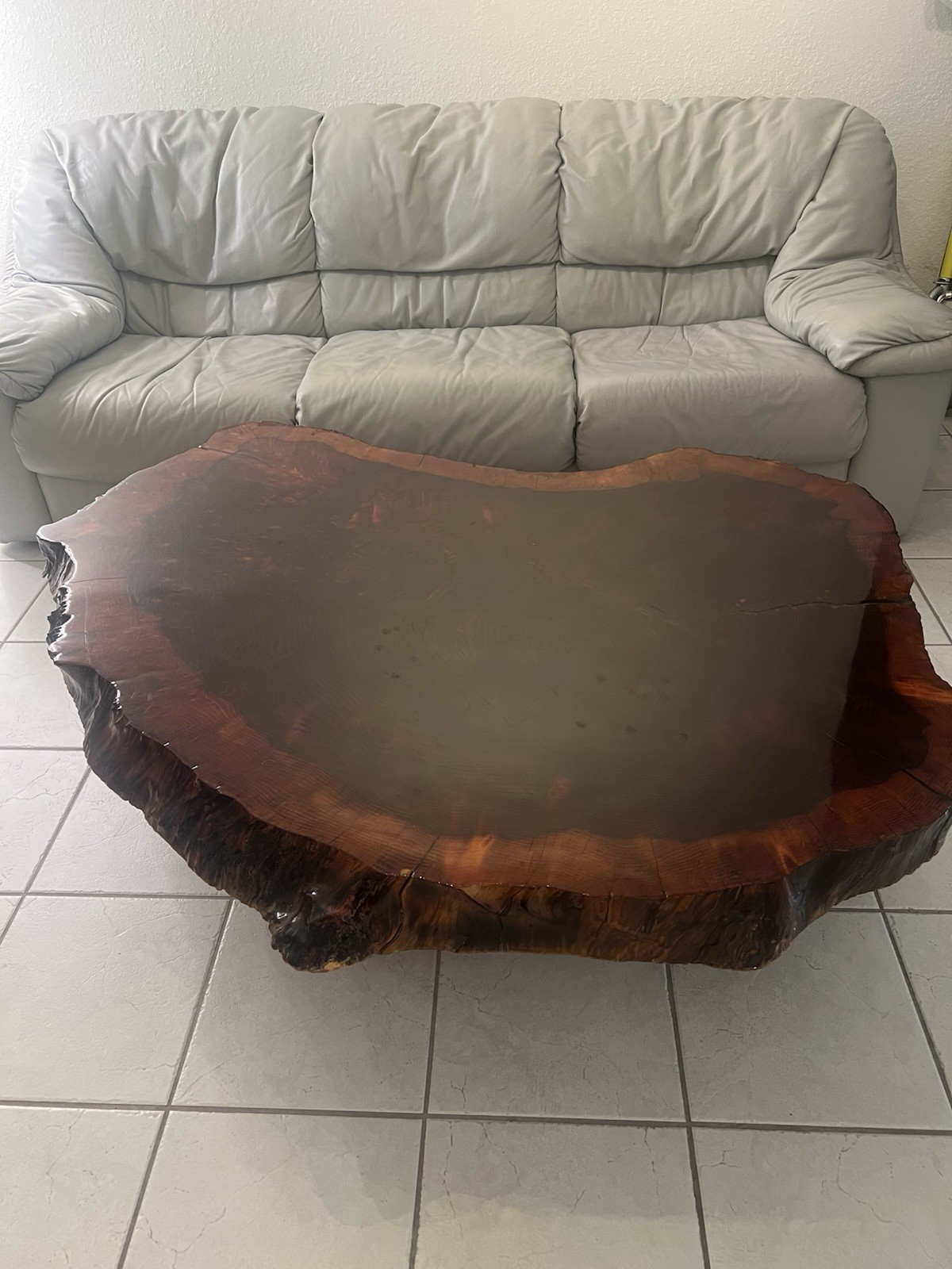 Redwood Organic Format Centerpiece